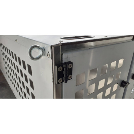 Aluminium dog crate attachment hook