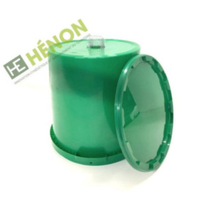 Feeder pail of 30 litres