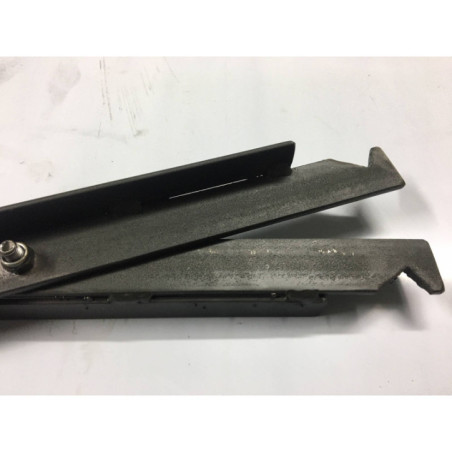 Pince renforcée pour piège en X
